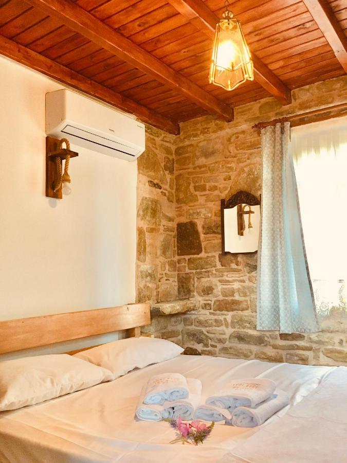 Sari Keci Tas Otel İmroz Bagian luar foto