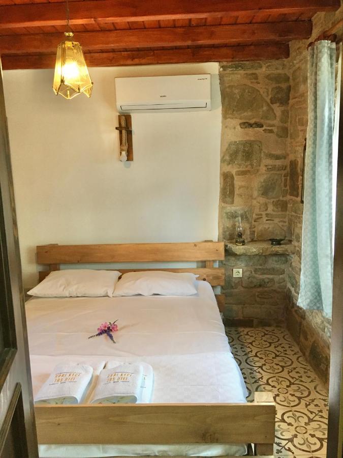 Sari Keci Tas Otel İmroz Bagian luar foto