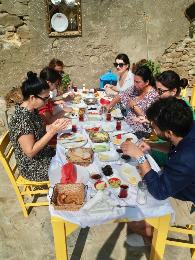 Sari Keci Tas Otel İmroz Bagian luar foto
