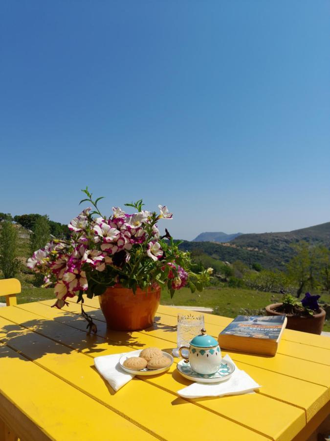 Sari Keci Tas Otel İmroz Bagian luar foto