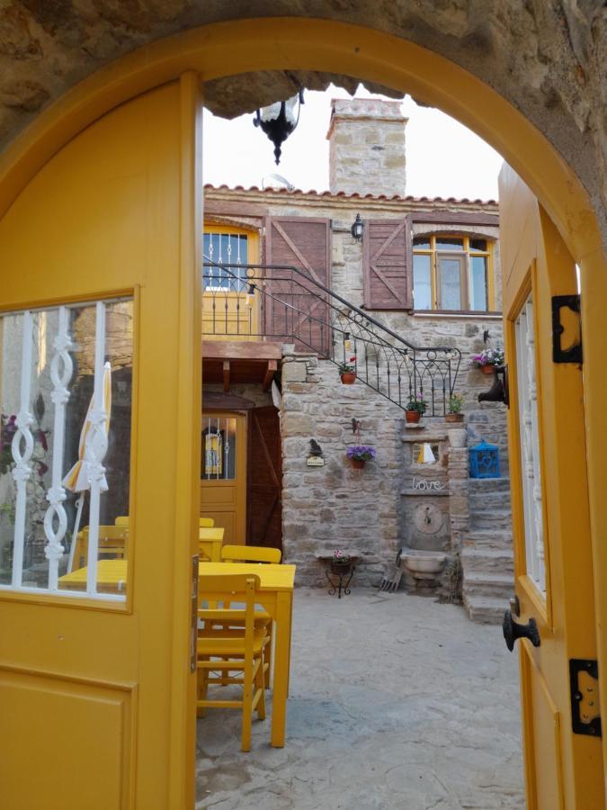 Sari Keci Tas Otel İmroz Bagian luar foto