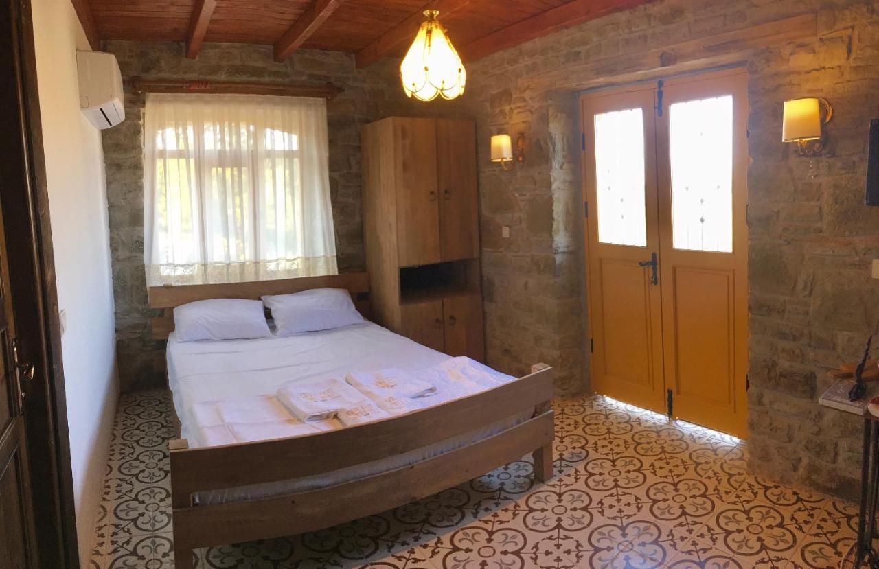 Sari Keci Tas Otel İmroz Bagian luar foto