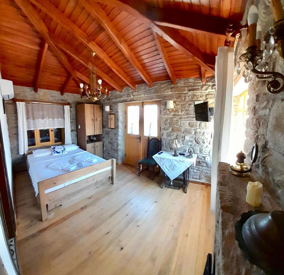 Sari Keci Tas Otel İmroz Bagian luar foto