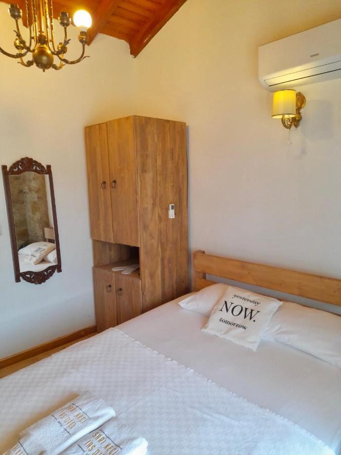 Sari Keci Tas Otel İmroz Bagian luar foto